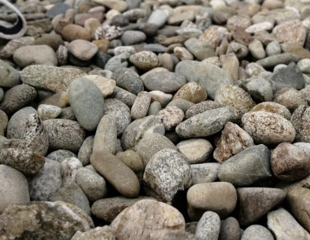 Галька речная пестрая (20-40 мм.)  купить в Вологде от производителя, без посредников